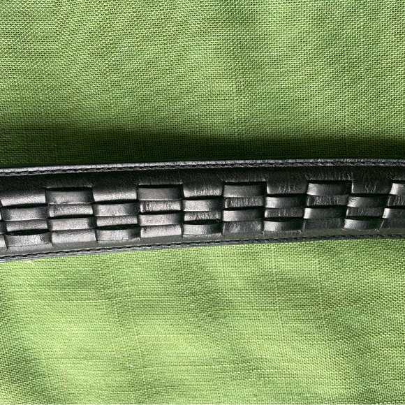 Black Leather Men's Belt - Picture 3 of 8